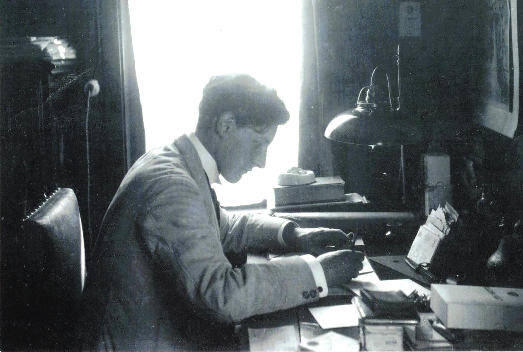 Willem Pijper In het licht van de eeuwigheid Beluister 4 De wapens van Willem Pijper (Tong